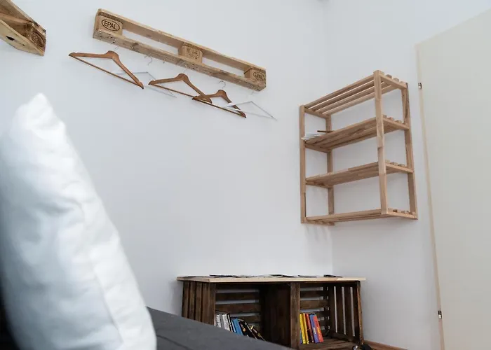 Cozy & Quiet Close To Hauptbahnhof * غراتس