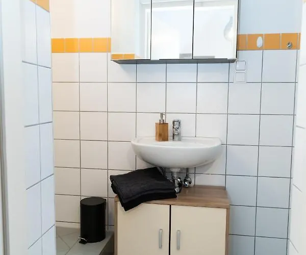 Daire Cozy & Quiet Close To Hauptbahnhof Graz